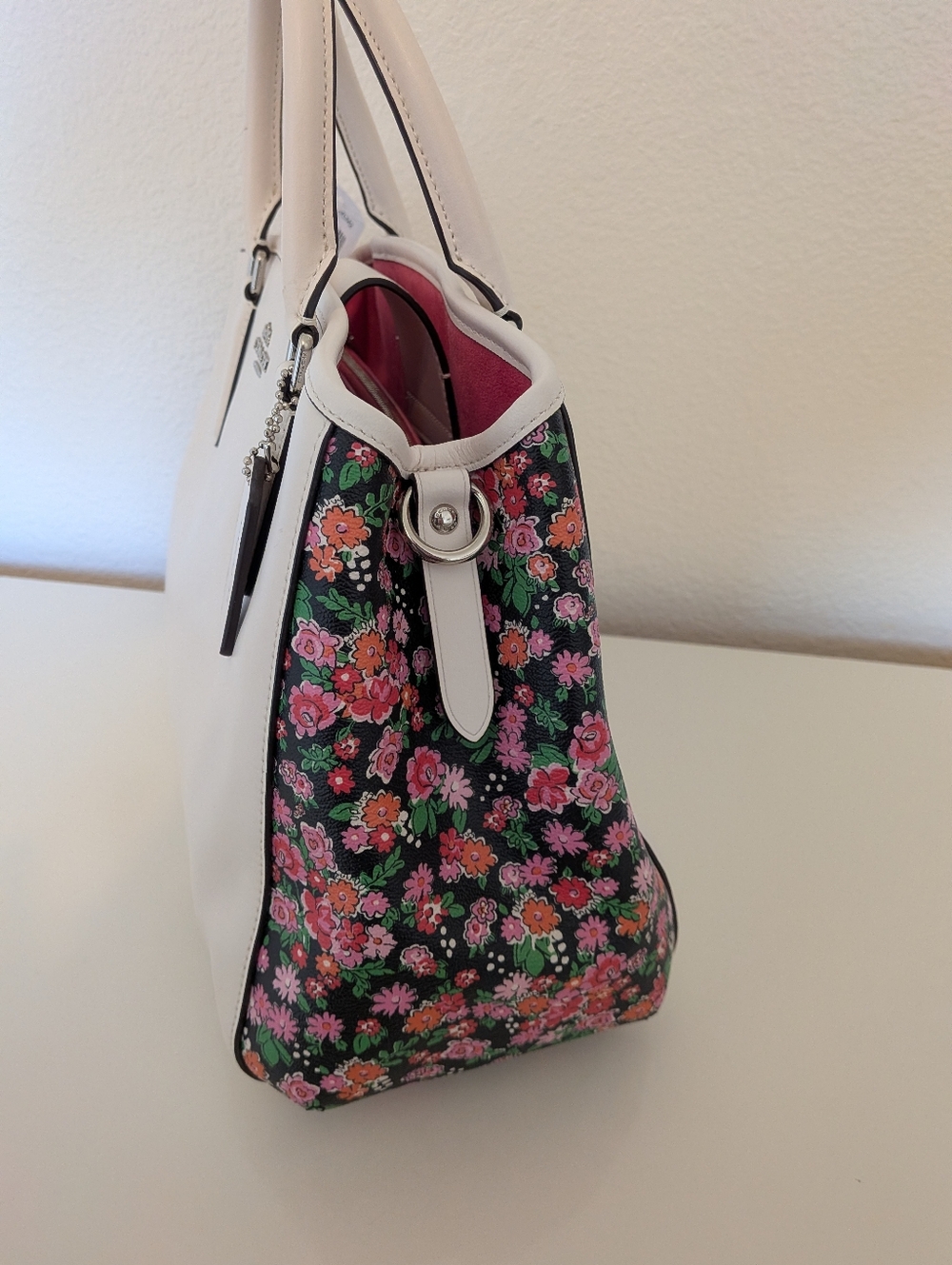 Coach Floral Detail Satchel Chalk NWT - Picture 4 of 10